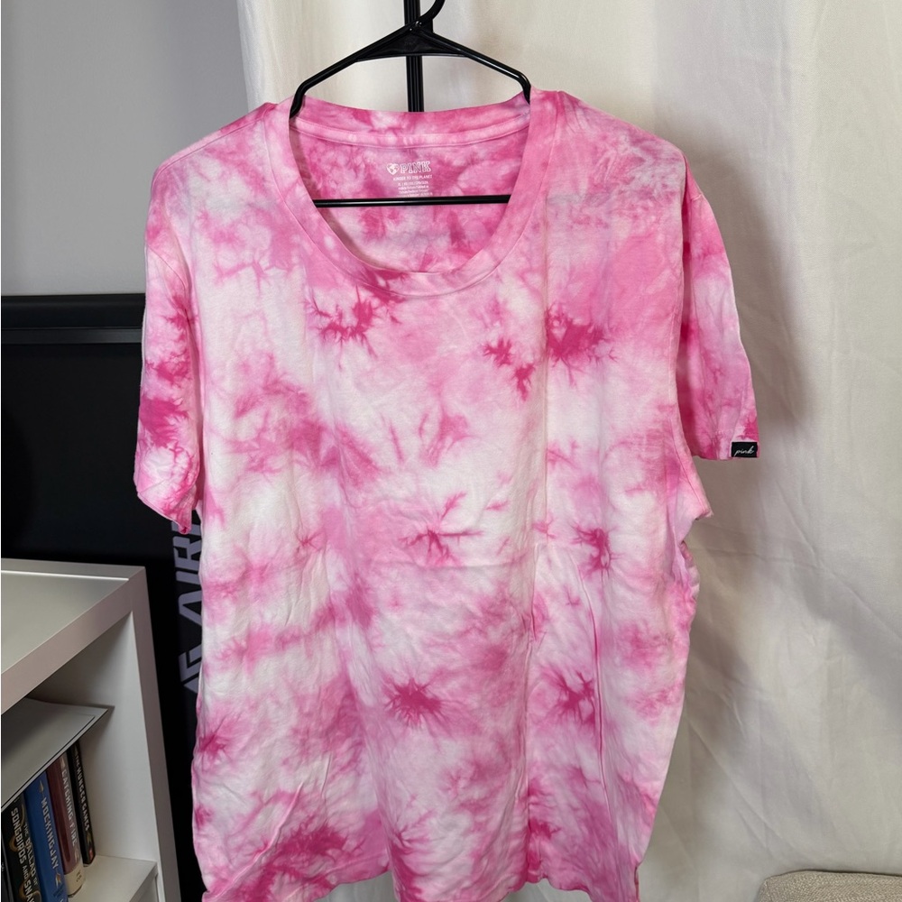 PINK Victoria's Secret Pink Swirl Tee